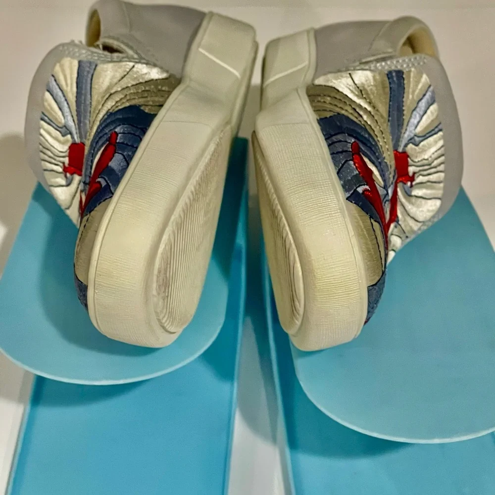 Naturalizer Light Blue Embroidered Sneakers - Picture 3 of 6